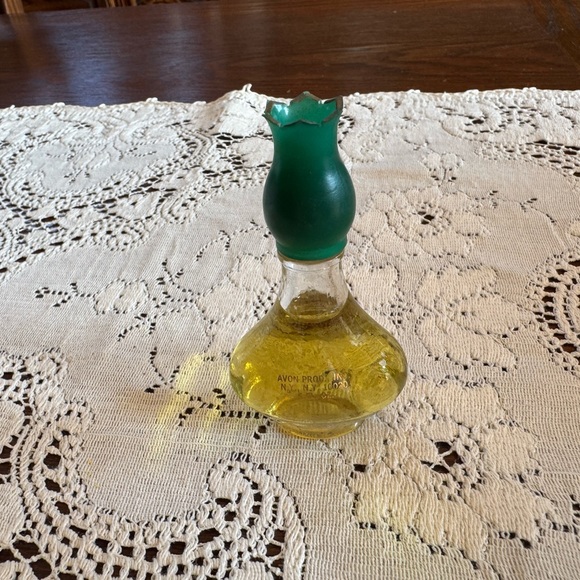 Avon Elegant Women's Fragrance Bottles - Green and Yellow - Picture 7 of 13